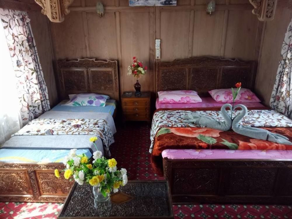 New Bul Bul Group Of Houseboats Srinagar Otel Durgjan Dış mekan fotoğraf