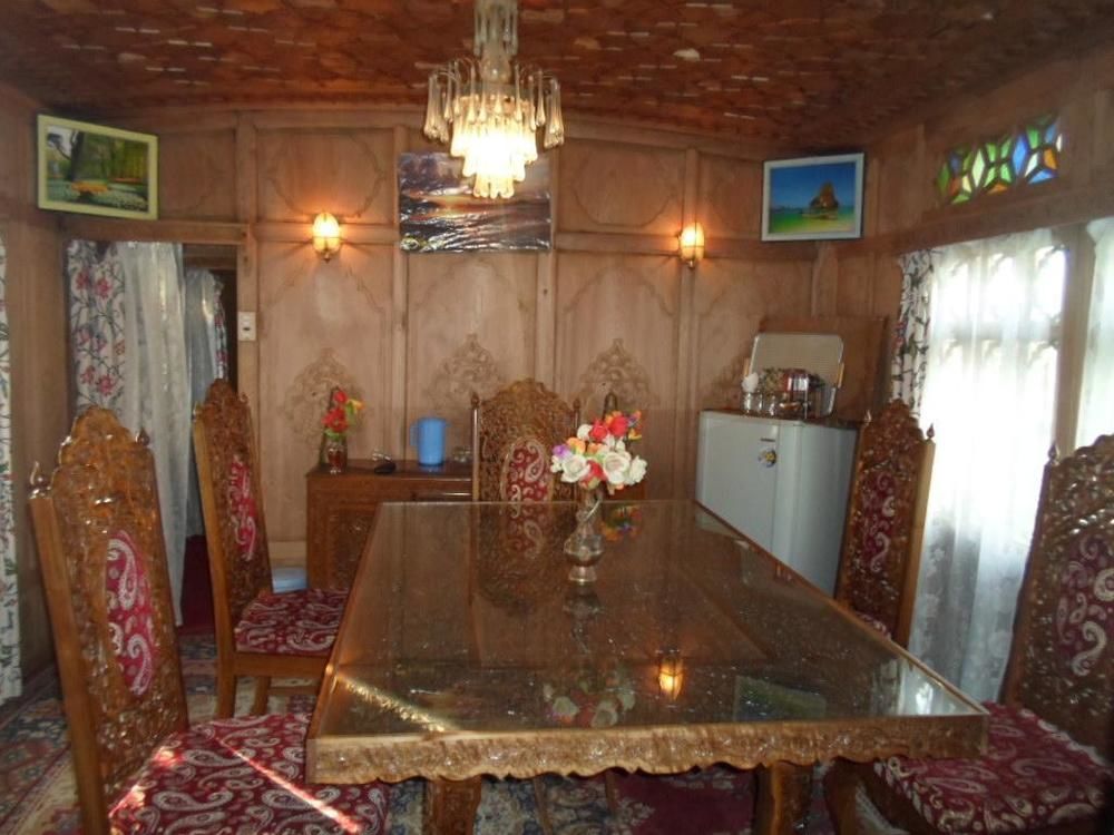 New Bul Bul Group Of Houseboats Srinagar Otel Durgjan Dış mekan fotoğraf