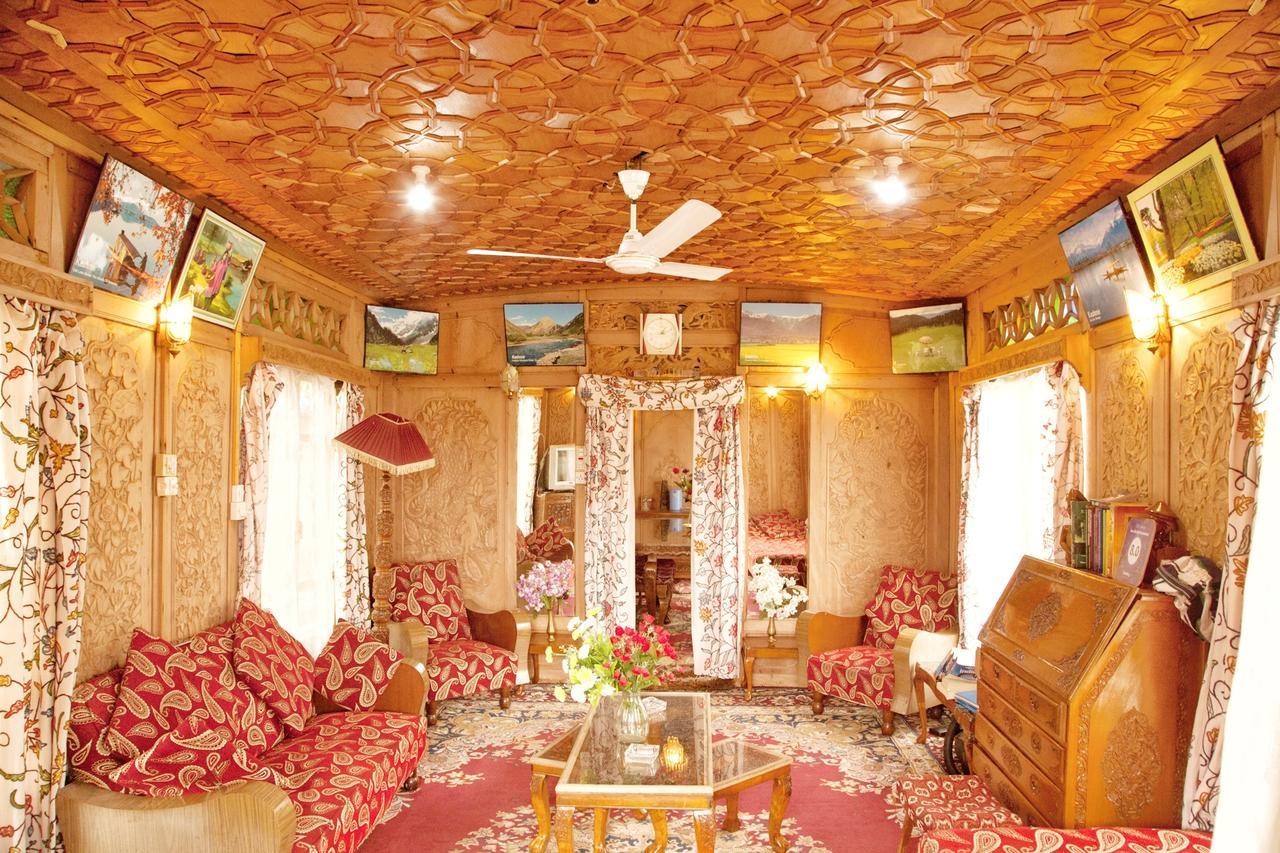 New Bul Bul Group Of Houseboats Srinagar Otel Durgjan Dış mekan fotoğraf