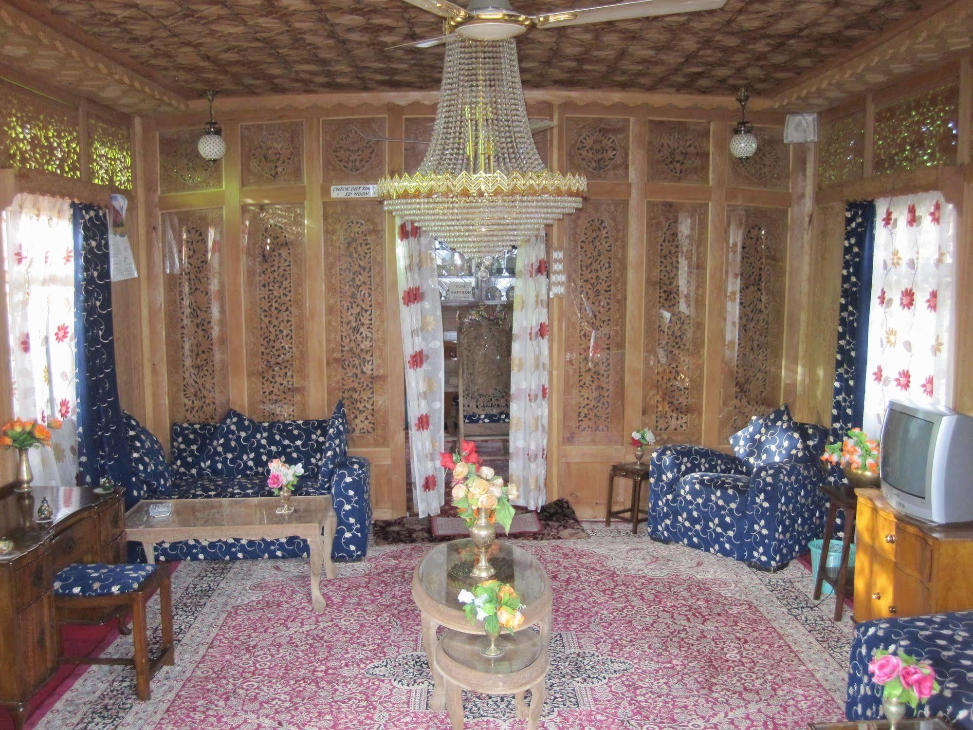 New Bul Bul Group Of Houseboats Srinagar Otel Durgjan Dış mekan fotoğraf